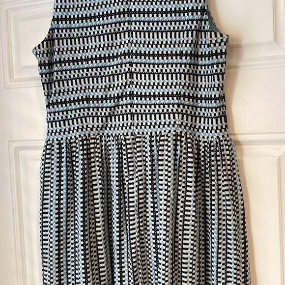 Loft Blue and White Printed Midi Sleeveless Dress Size Small - Picture 10 of 13